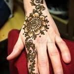 мехенди цвете на ръка - снимка на временна татуировка с къна 2442 tatufoto.ru