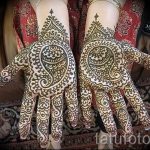 рисунки на мехенди на ръка - снимка на временна татуировка с къна 11471 tatufoto.ru