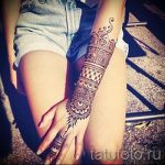 Татуировка Mehendi на ръка - снимка на временна татуировка с къна 2477 tatufoto.ru