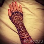 Татуировка Mehendi на ръка - снимка на временна татуировка с къна 4479 tatufoto.ru