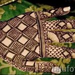 mehendi auf der Hand schwarzen Henna - eine temporäre Henna -Tattoo Foto 1033 tatufoto.ru