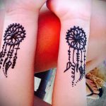 mehendi auf der Hand Traumfänger - Bild temporäre Henna -Tattoo 2035 tatufoto.ru