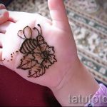 mehendi auf ihrem Arm ein wenig - Bild temporäre Henna -Tattoo 2062 tatufoto.ru