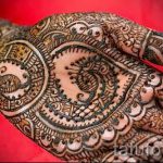 mehendi Muster auf der Hand - eine temporäre Henna -Tattoo Foto 13083 tatufoto.ru