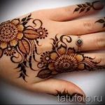 mehendi Muster auf der Hand - eine temporäre Henna -Tattoo Foto 16086 tatufoto.ru