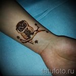 мехенди на ръка Бухал - снимка временна татуировка с къна 1090 tatufoto.ru
