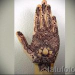 мехенди на ръка лотос - временна татуировка с къна снимка 1110 tatufoto.ru