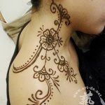 Снимка на Мехенди на врата от 02.08.2018 №047 - Мехенди на врата -