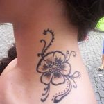 Снимка на Мехенди на врата от 02.08.2018 №079 - Мехенди на врата -