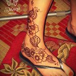Снимка на Mehendi на глезена - 21072017 - пример - 076 Mehendi на глезените