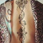 fotó Mehendi hátulról 2017.12.26 -tól №027 - Mehendi hátul -