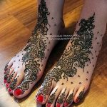 Снимка на Мехенди на стъпалото (рисунки с къна) от 09.08.2018 г. No 298 - Мехенди стъпало -