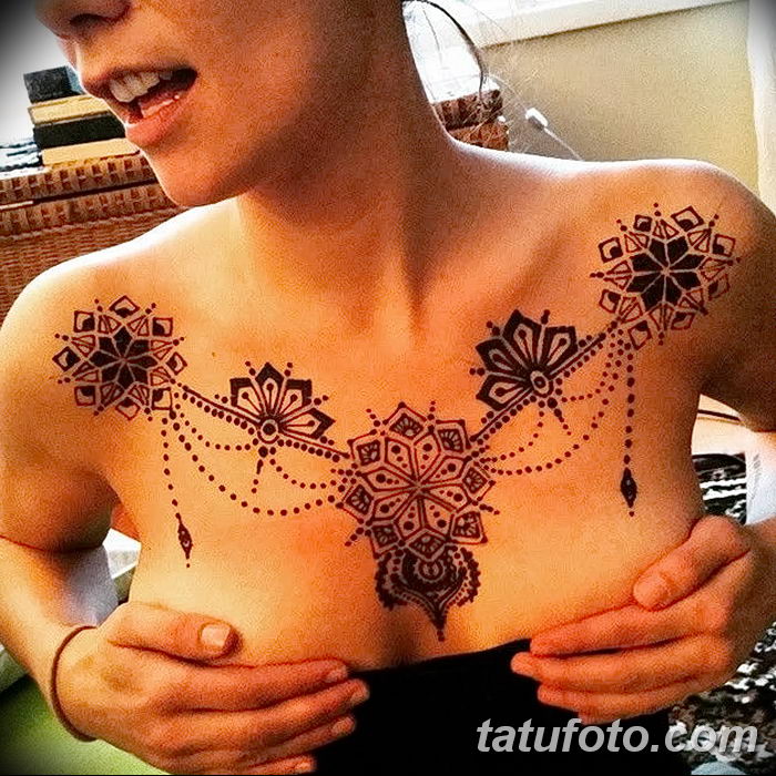 снимка на Mehendi (рисунки с къна) на гърдите от 13.02.2018 г. No 021 - 1 -