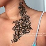 снимка на Mehendi (рисунки с къна) на гърдите от 13.02.2018 г. No 025 - 1 -