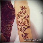 Foto af Mehendi Elephant-04062017-eksempel-020 Mehendi Elephant.-She-found-a-picture-of-a-henna-tattoo-with-an-elephant