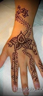 Foto af en tatovering af henna (tatovering af henna) (værdi) - eksempeltegning - 019