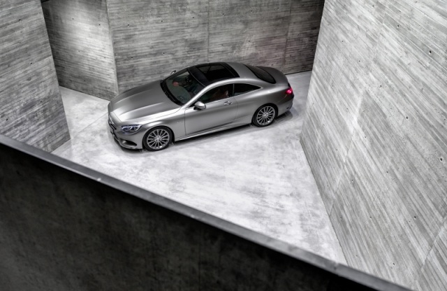 Kupé Mercedes Benz triedy S vyššie Mercedes Benz Coupe vyššie