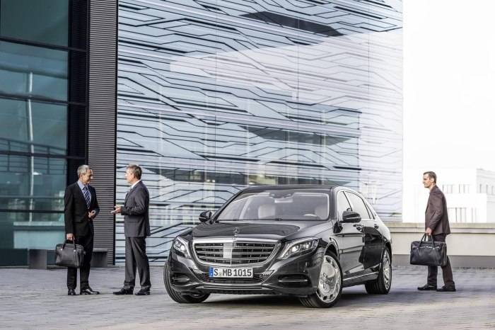 luxusný vrcholný model z exteriéru stuttgartského exteriéru Mercedes-Maybach S 600 Top model-Mercedes-Maybach-S-600-Exteriér-Luxusný