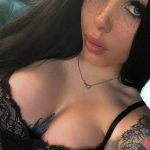 @vikysuicide - Piękna dziewczyna z tatuażami w kwarantannie podczas epidemii COVID-19 dla 1