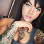 @chantal_danielle_ - Piękna dziewczyna z tatuażami w kwarantannie podczas epidemii COVID-19 przez 14 lat