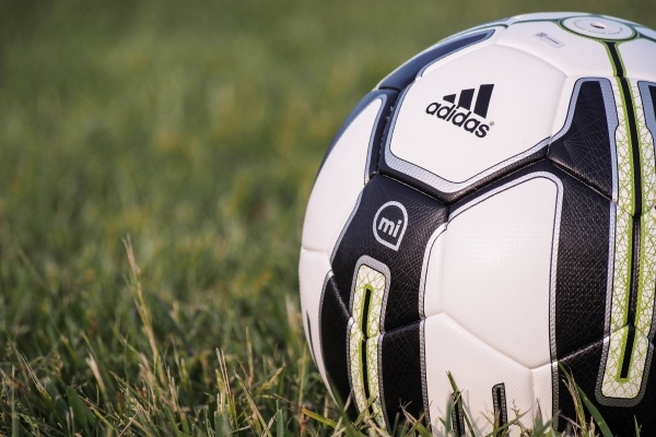 smart-lopta-z-adidas-gras-prezentácia