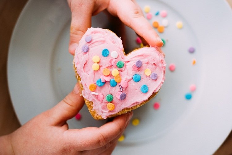 mini tortový krém v tvare srdca pre deti