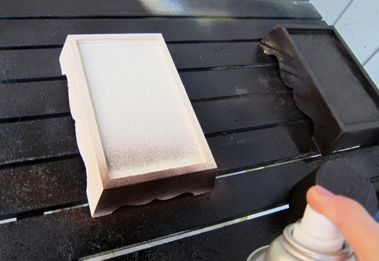 Vyrobte si mini zenovú záhradu sami, drevenú škatuľu-čierny sprej