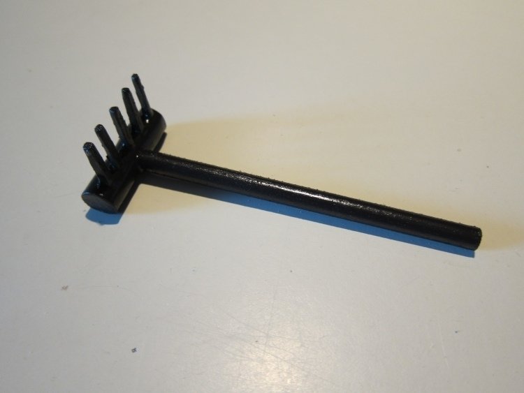 Vytvorte si mini zenovú záhradu podľa pokynov-miniatúrne hrable