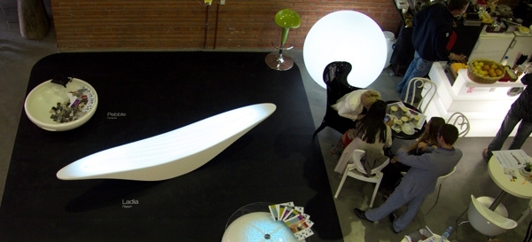 Hojdacia pohovka Ladia v Petrohrade, Rusko, veľtrh dizajnu 2013