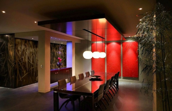 minimalistický jedálenský kút v luxusnom strešnom apartmáne minimalistický-jedálenský-priestor-luxusný-penthouse