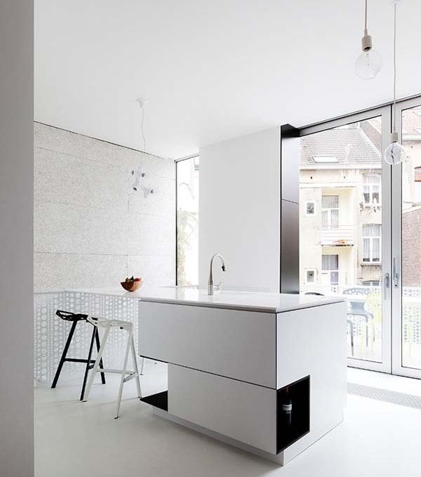 Kuchynský ostrovček biela stredová kuchynská dizajnová barová stolička Islandská biela kuchynská barová stolička