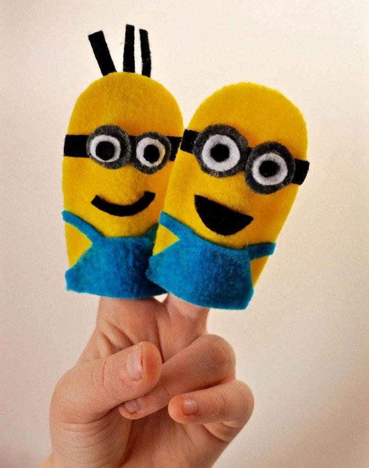 prisluhovači-drotár-prst-bábka-plsť