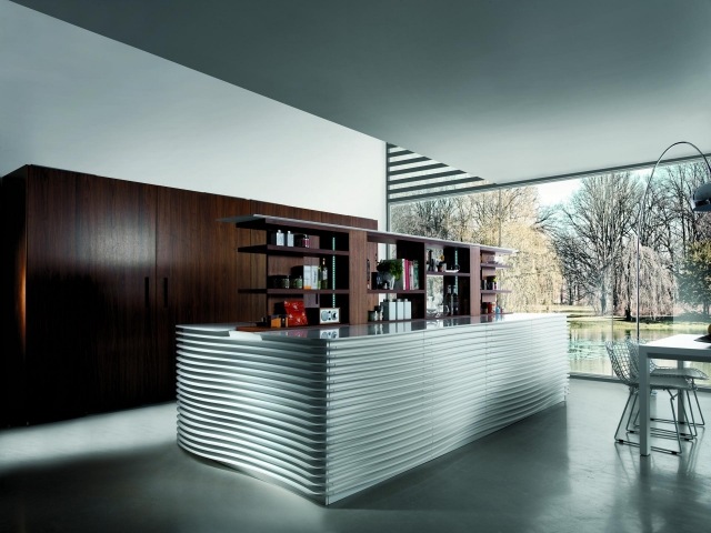 Marosi-kuecheninsel-weiss-moderné výsuvné police do kuchyne HI-MACS