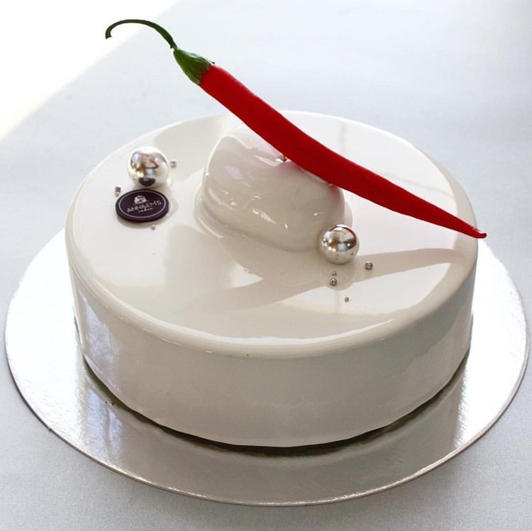 torta s bielym mramorovaním nápady