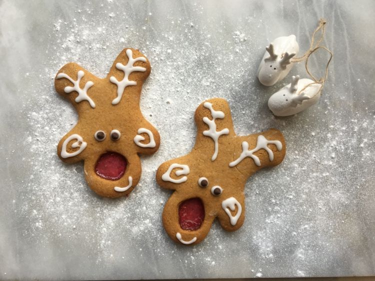 Rudolf s červeným nosom Sklenené sušienky zdobia perníčky