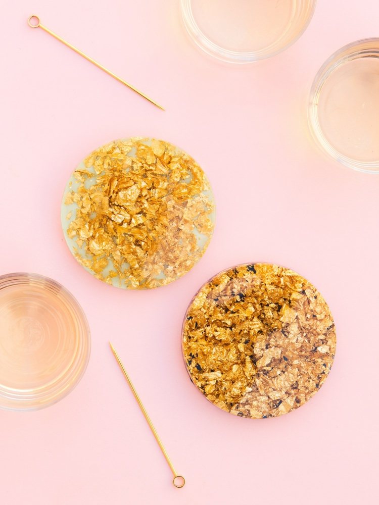 zlatý fóliový drotársky živicový hrnček projekt kutilstva