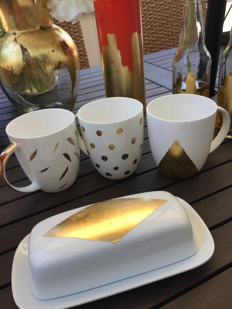 Poháre vázy na maslo ozdobte zlatou fóliou