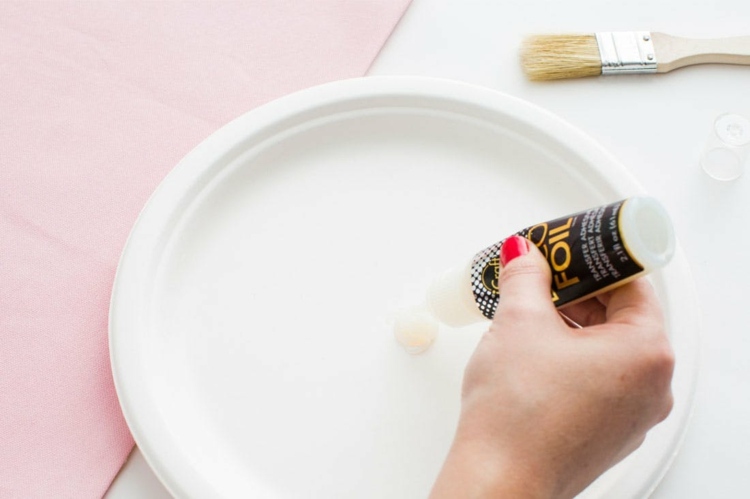 zlatá fólia na výrobu lepidla na zdobenie tkanín