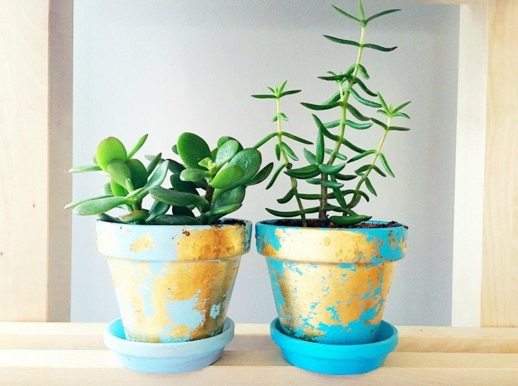 zlatá fólia na ozdobu kvetináčov