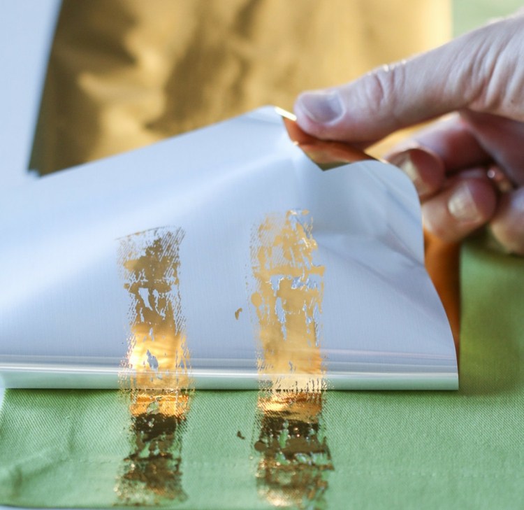 skladací filmový drotár vianočné obrúsky zdobia prúžky