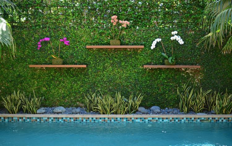 Hliníkový plot zelený Ficus repens popínavý obr