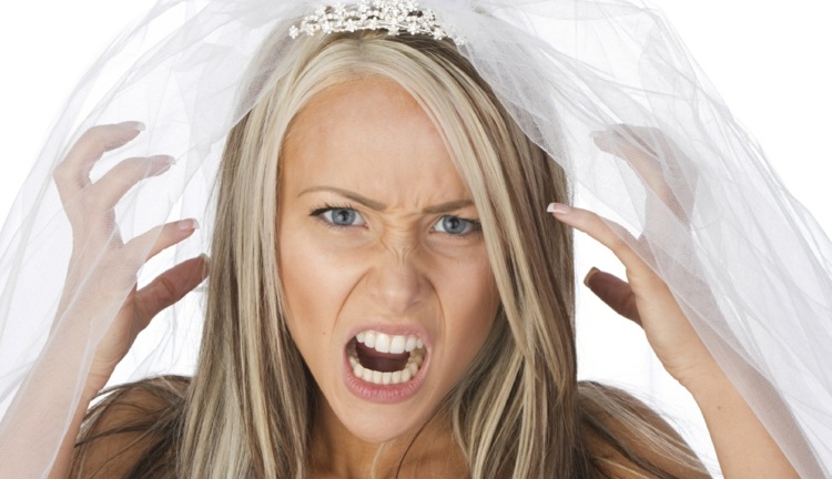 Aby ste sa vyhli problémom s pokožkou, neskúšajte pred svadbou novú kozmetiku