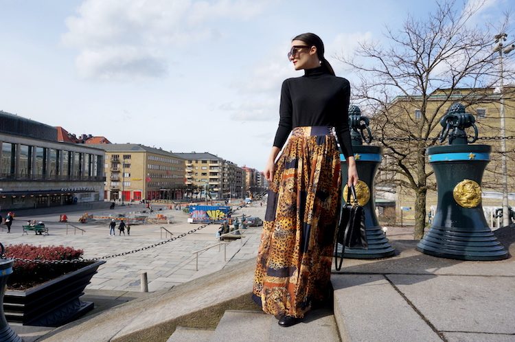 rolák-dámske-jesenné-outfity-maxi-sukňa-leo-vzor