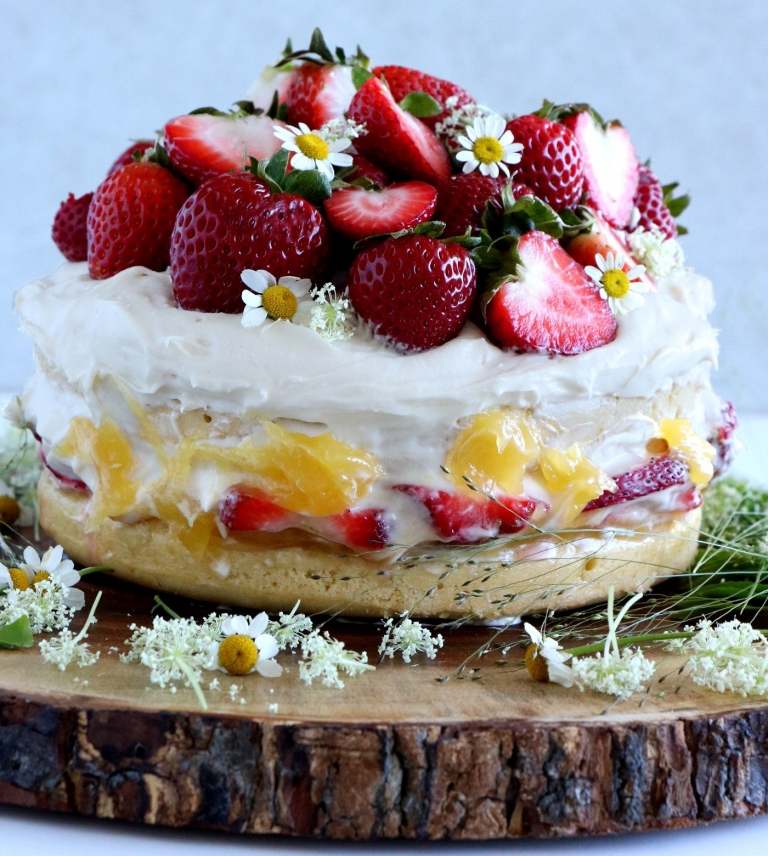 Letné svätojánske recepty Švédsky jahodový koláč