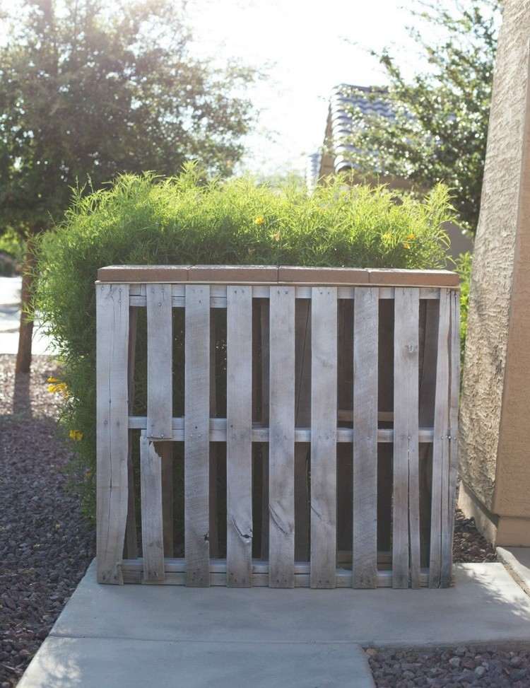 Zostavte barový pult z drevených paliet a kamenných dosiek bar-pult-stavba-vlastna-zahrada-europaleta-kamenne dosky