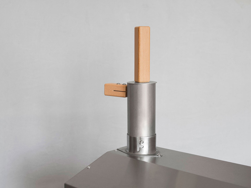 Detaily a vysoká kvalita spracovania Mobilná peletová pec na pizzu -uuni-2-nerez-drevo