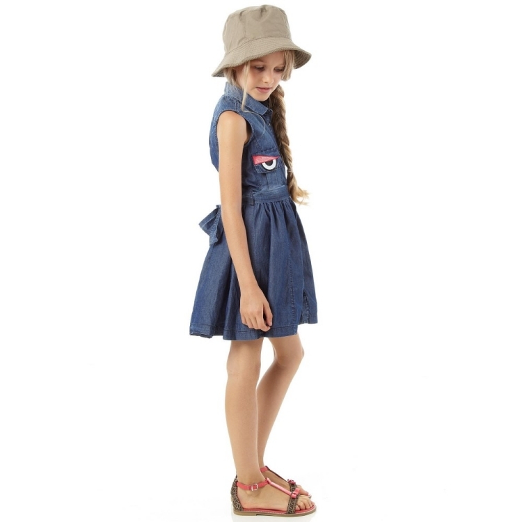 Džínsové šaty Fendi na leto fashion-little-girls-jar-leto-2015-fendi-denim-šaty