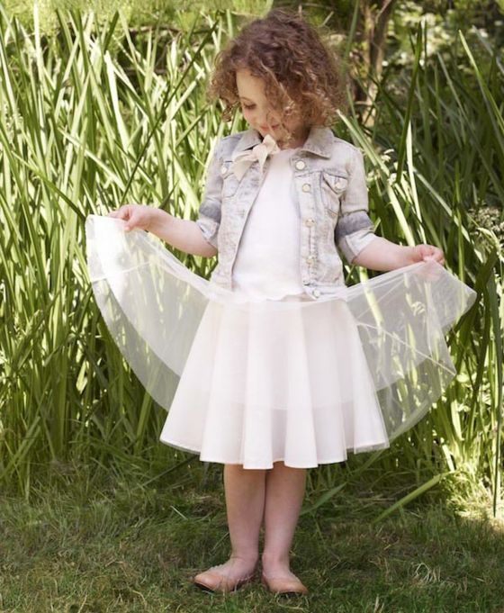 Móda pre dievčatá od Chloe šaty z tylu a hodvábnej riflovej bundy s mašličkou Džínsová bunda-závod-park-krátke-ostrihanie-leto-móda-dievčatá