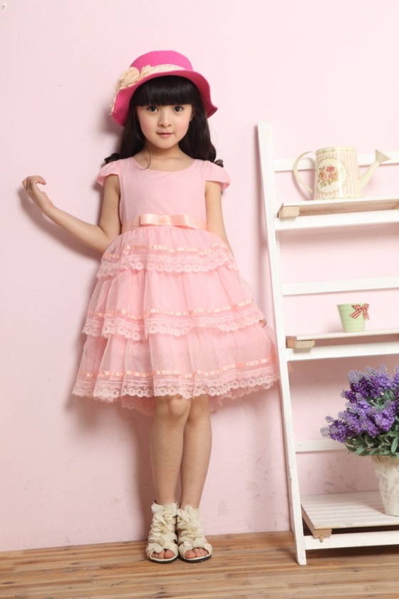 Letné šaty spoločenské šaty na plesové šaty z tylu v ružovej farbe Šaty pre princeznú v ružovom prevedení s mašličkou