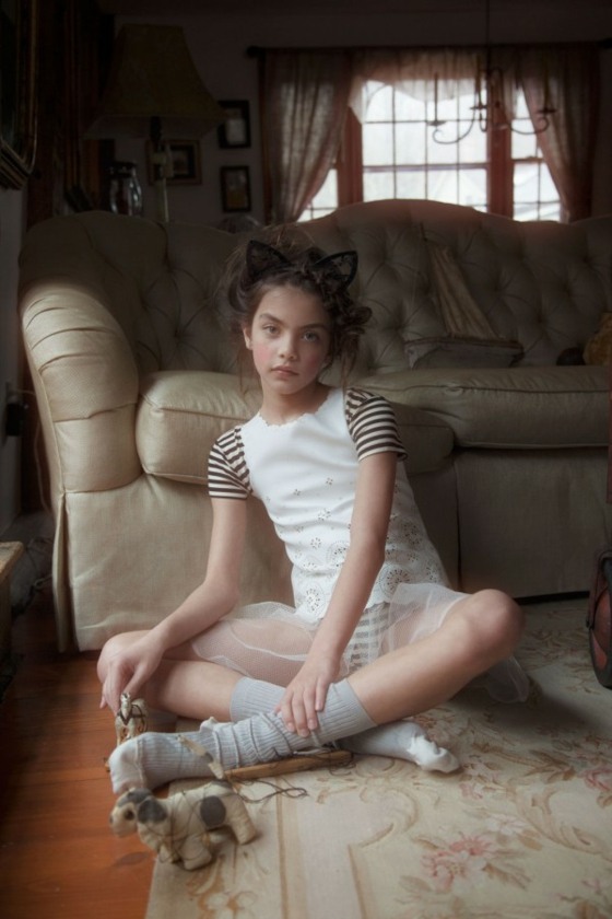 dlhé ponožkové body šaty z tylového baletného tanečníka pruhované telo-koža-sedačka-dlhé-ponožky-letná móda